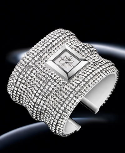 Swarovski presents two new watch lines 