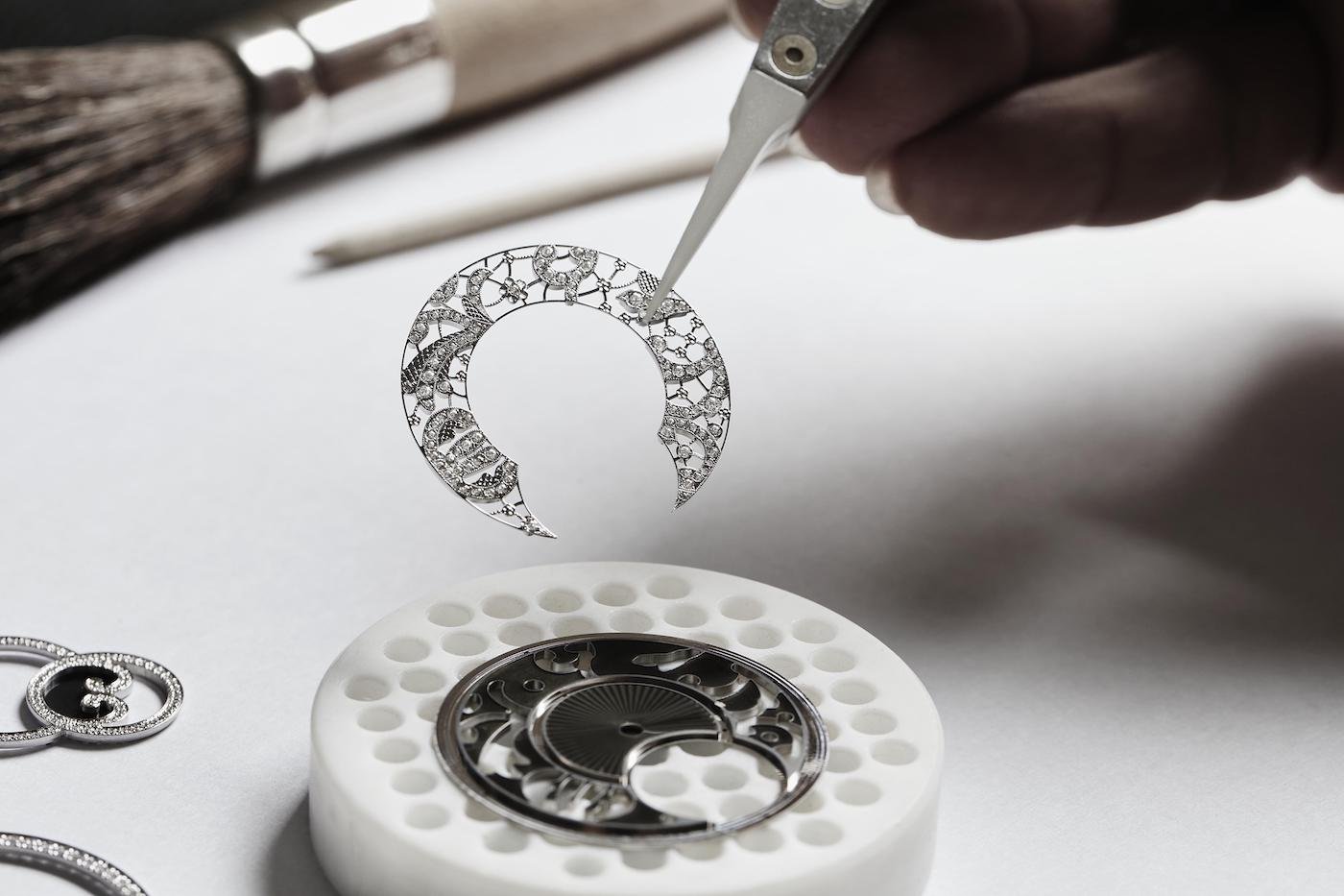 Vacheron Constantin: time and lace