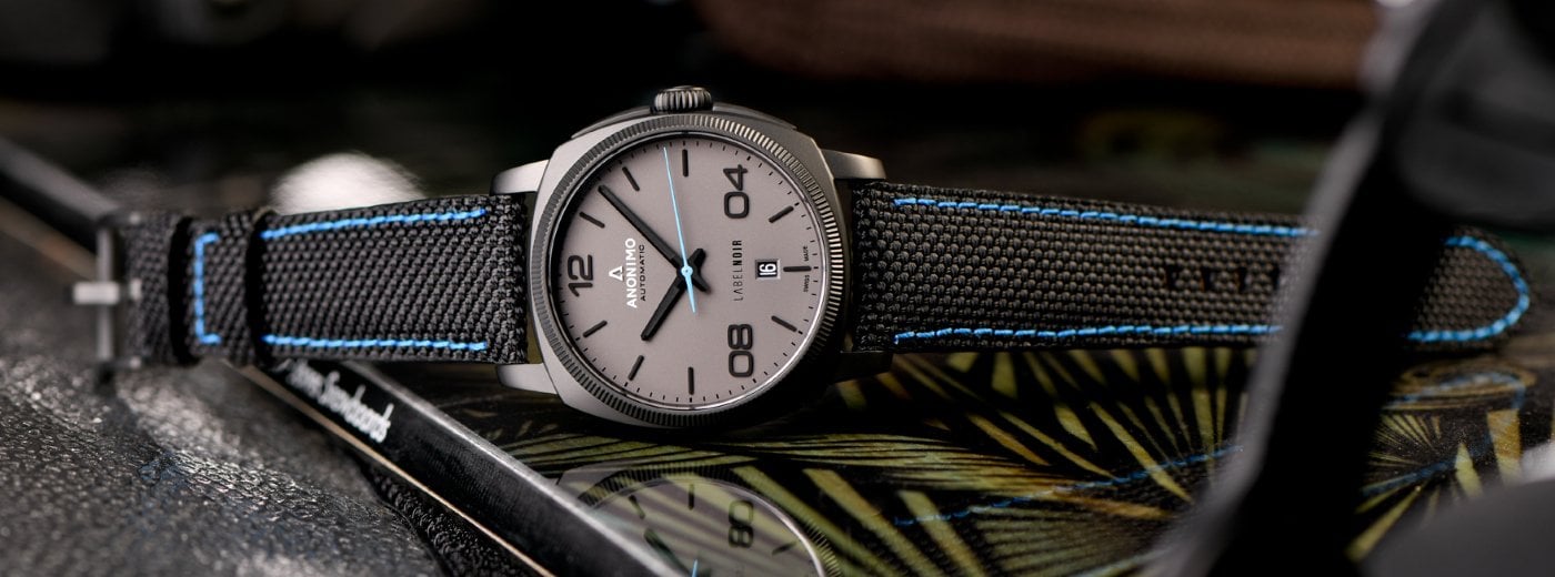 Label Noir and Anonimo partner on a first model