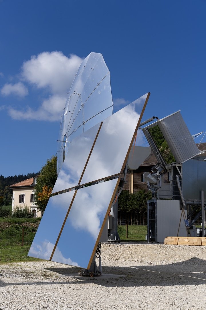 ID Genève unveils the new Circular S in the presence of Leonardo DiCaprio