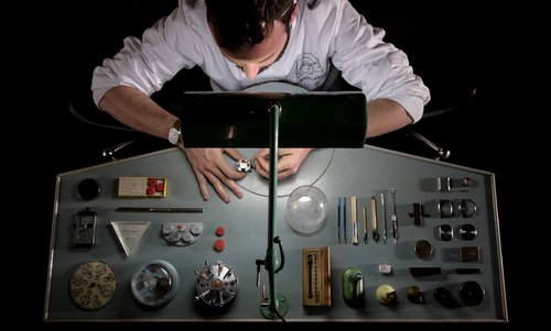 Semper & Adhuc: watchmaking in the circular economy 