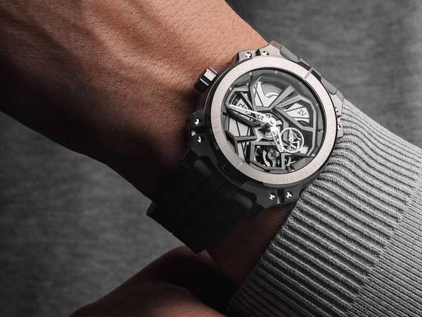 Mauron Musy, under the sign of thirteen