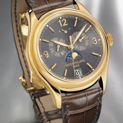 Patek Philippe Quantième Annuel Homme