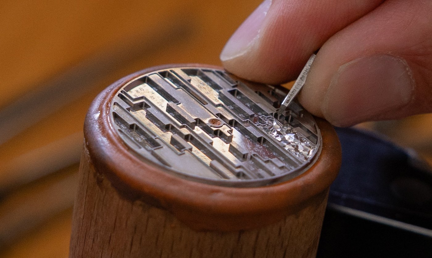 Taos presents two new unique pieces: Genèse & Odonata