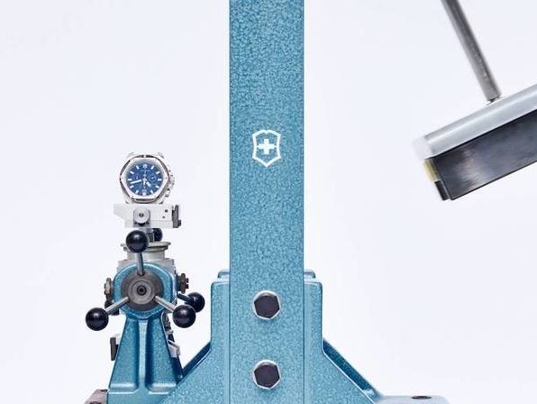 Victorinox, testing to the max