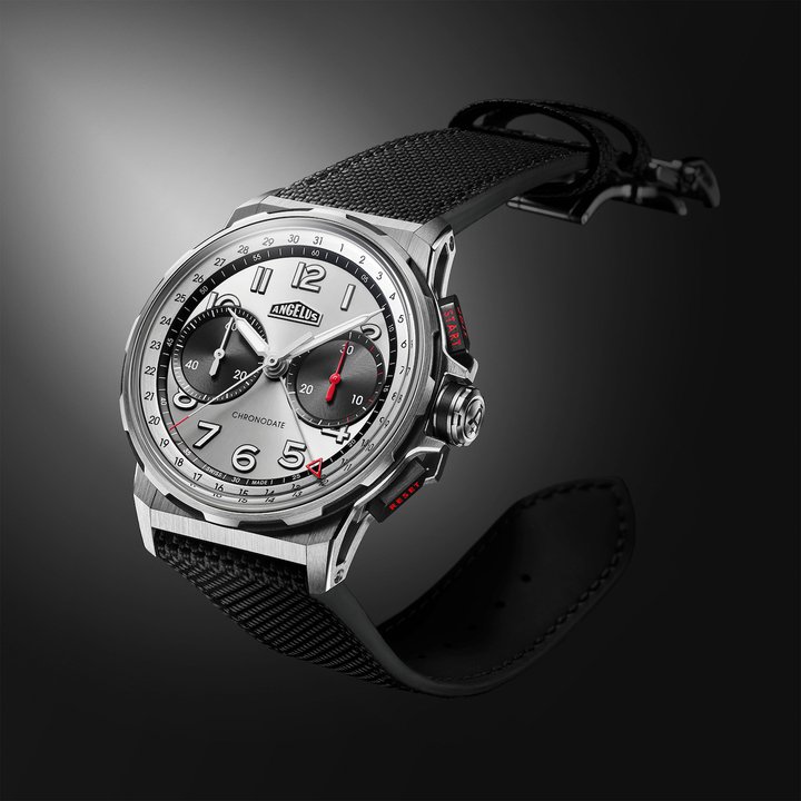 Angelus expands the Chronodate Titanium with Magnetic Silver Edition