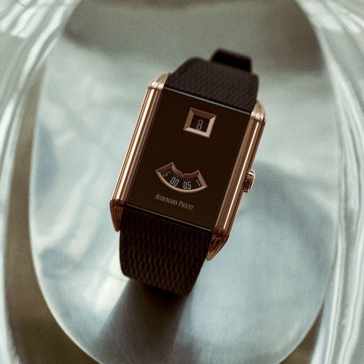 Audemars Piguet: introducing the New Frame Jumping Hour