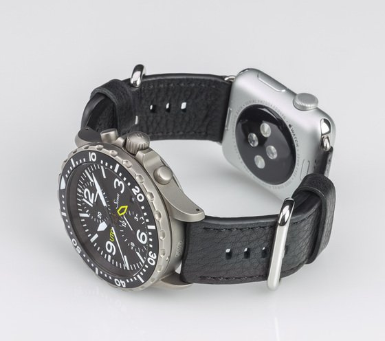 SMARTWATCHES - MMT: a swiss engineered connected alternative + Sinn's hybrid straps