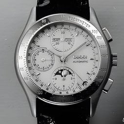 GUCCI - Chronographe “730M Automatique”