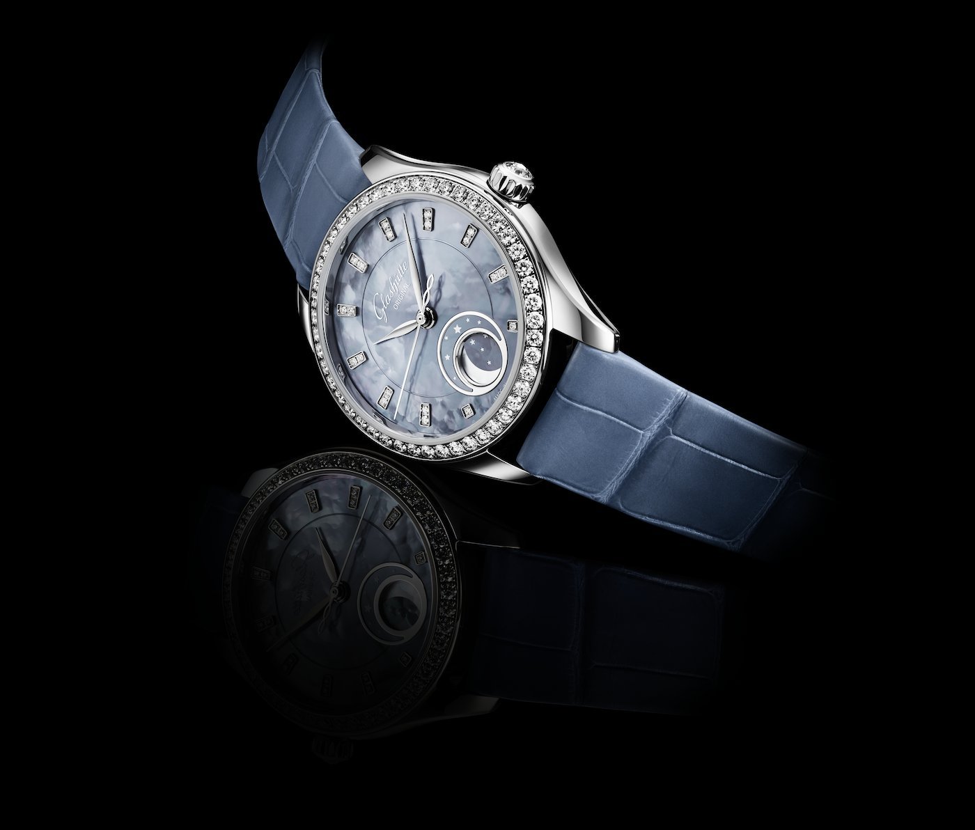 Glashütte Original presents the Serenade Luna in “Skyline Blue”