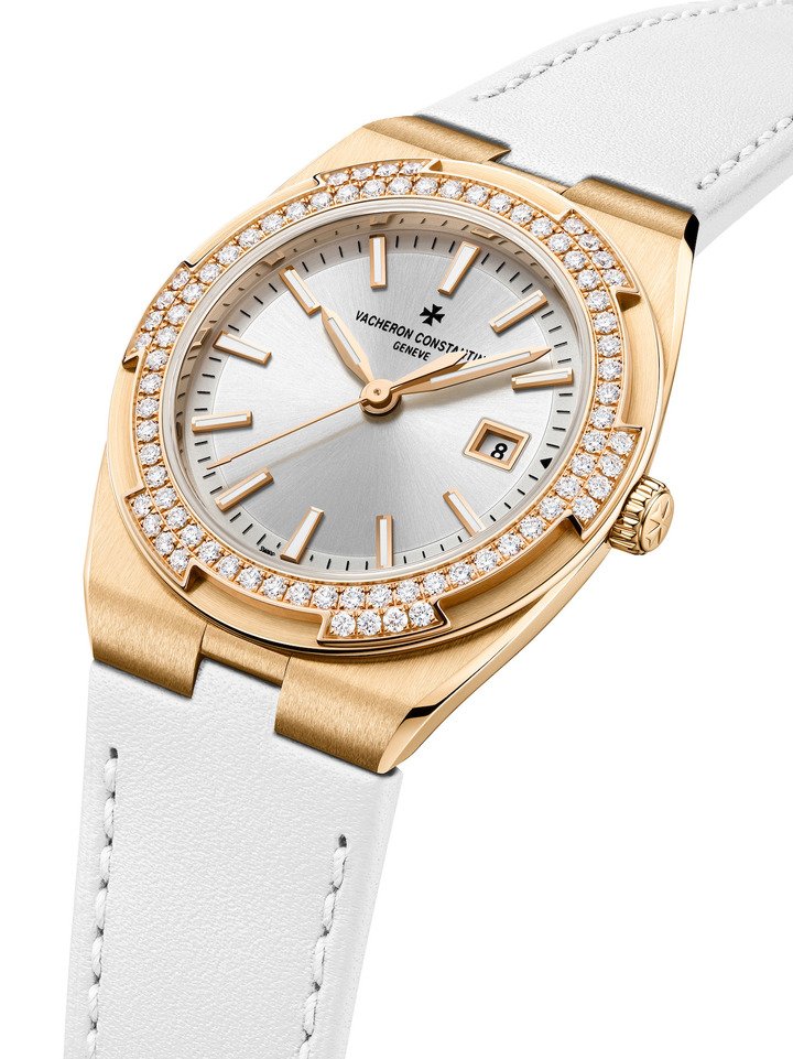 New Vacheron Constantin Overseas in 33mm pink gold