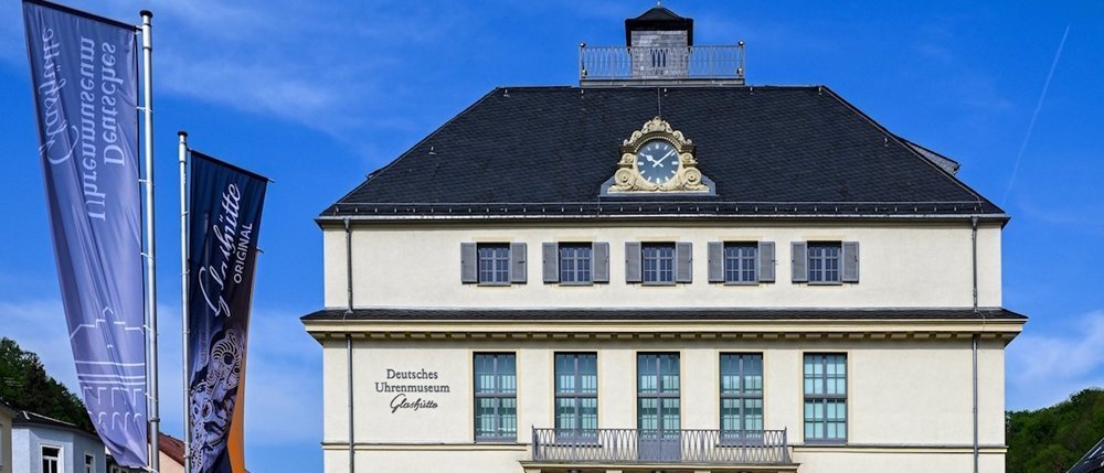 German Watch Museum Glashütte: a new foyer exhibition for the 200 years of Moritz Grossmann