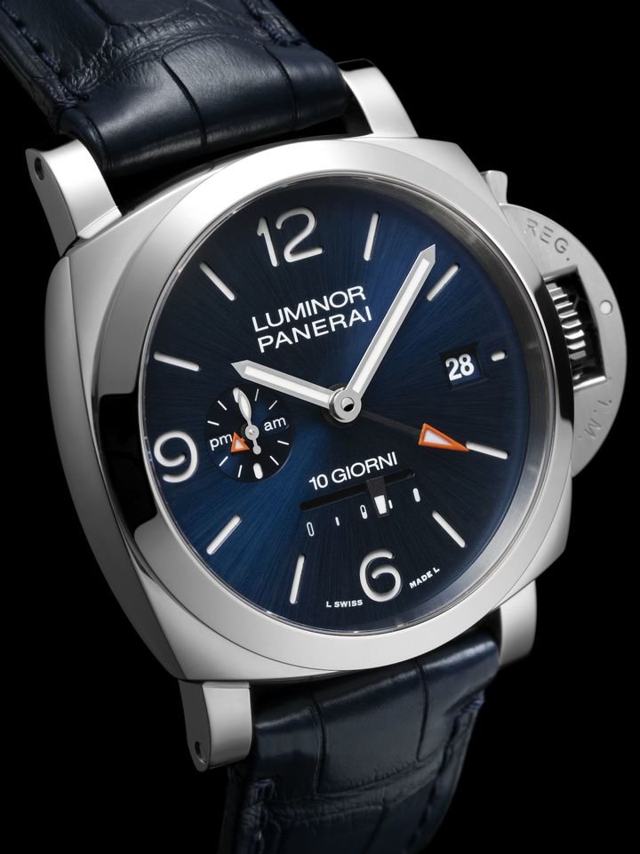 Panerai's new Luminor Dieci Giorni GMT PAM01482