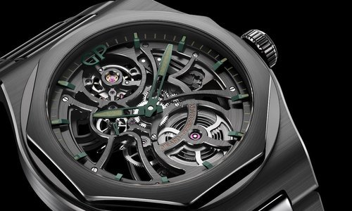 Girard-Perregaux Unveils the Laureato Skeleton Aston Martin Edition