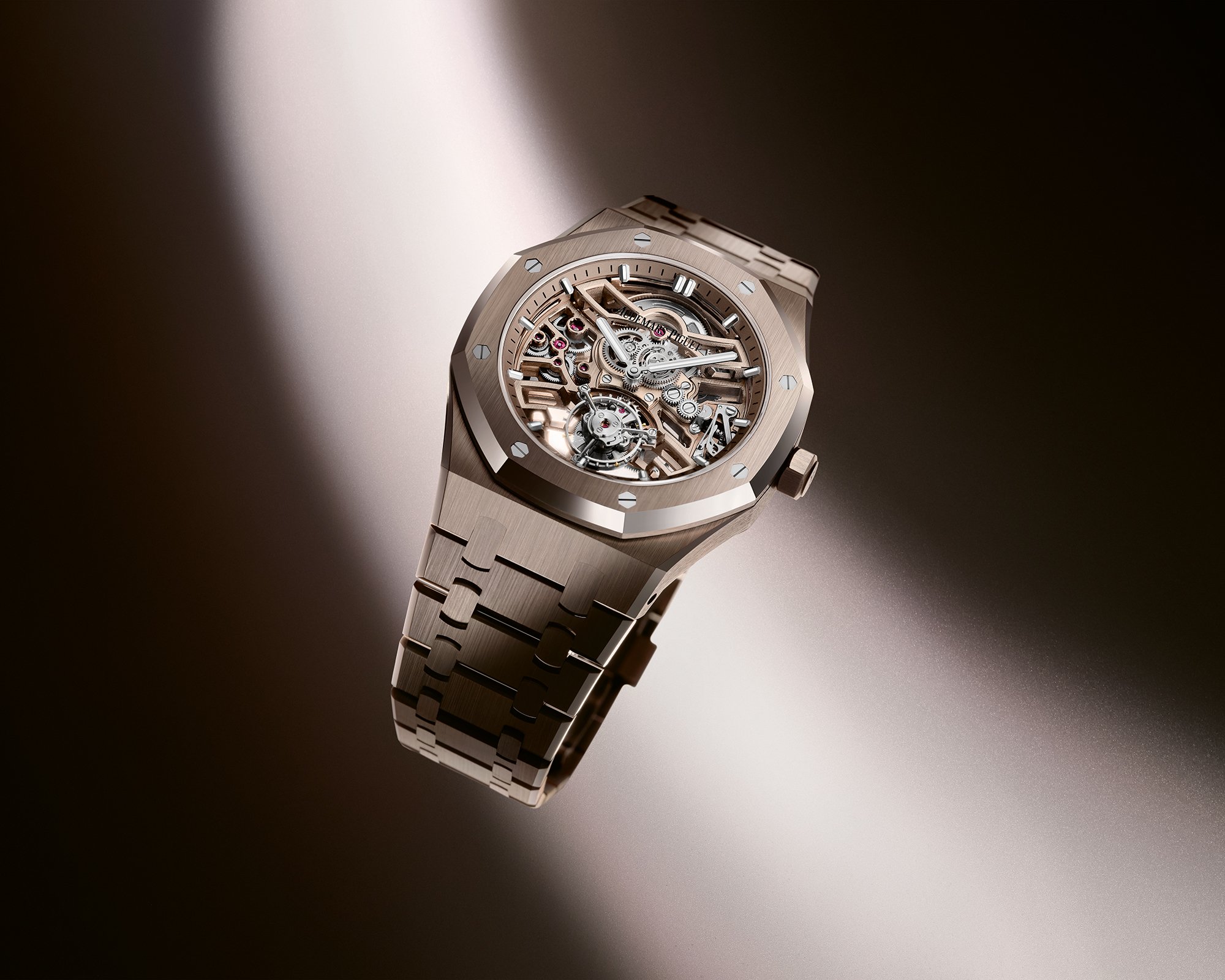 Audemars Piguet Sand Gold: pioneering a new material 