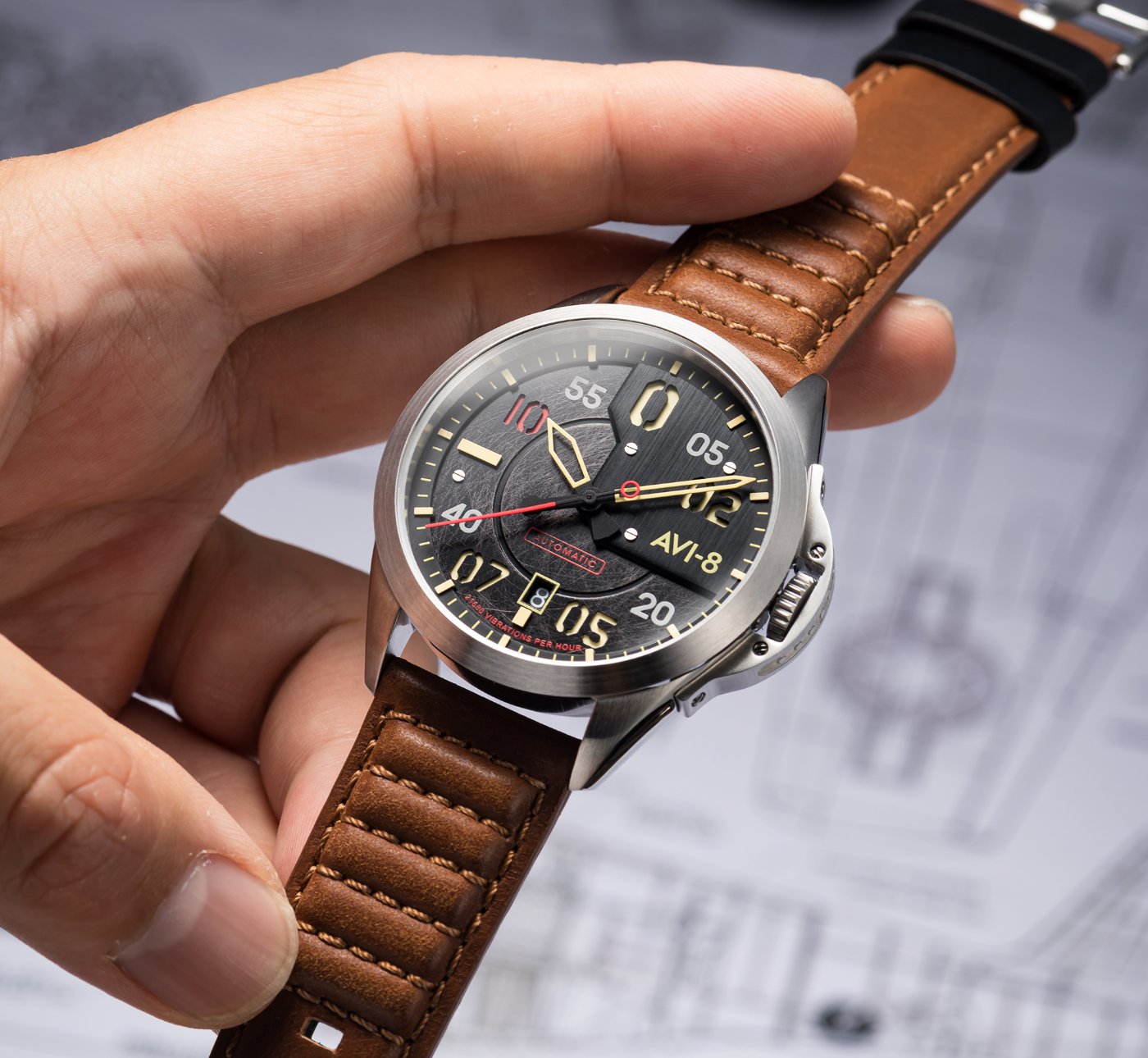 AVI-8 unveils a pilot watch with multilayered dial