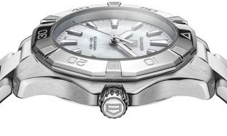 Introducing the TAG Heuer Aquaracer Professional 200 Solargraph 