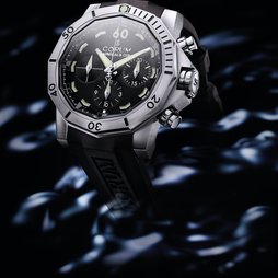 Corum Admiral's Cup 46 Chrono Dive