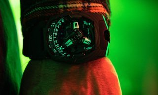 Urwerk's new UR-220 SL Asimov: Lights in the night