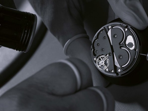 Emmanuel Bouchet Complication One Contrast Black: the deconstruction of time