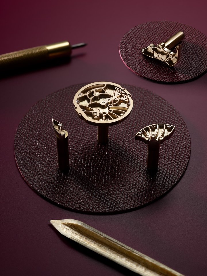 Daniel Roth presents the Extra Plat Rose Gold Skeleton