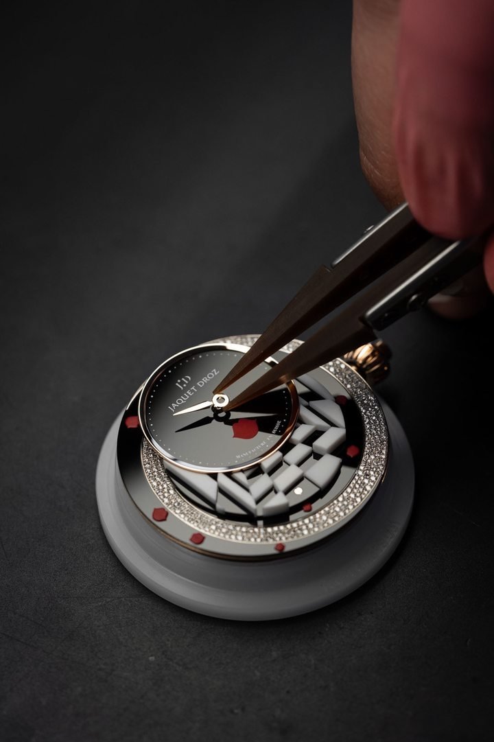 Jaquet Droz & Chantal Thomass Automate La Ronde Des Baisers