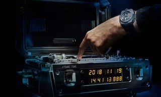 Urwerk' Atomic Mechanical Control