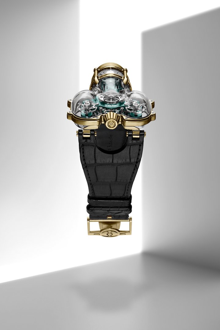 MB&F introduces Horological Machine N°9 ‘Sapphire Vision'