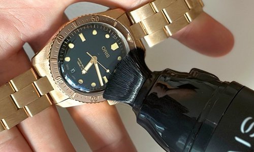 AIS Collective Bronzepen™ Shaping: the future of watch care