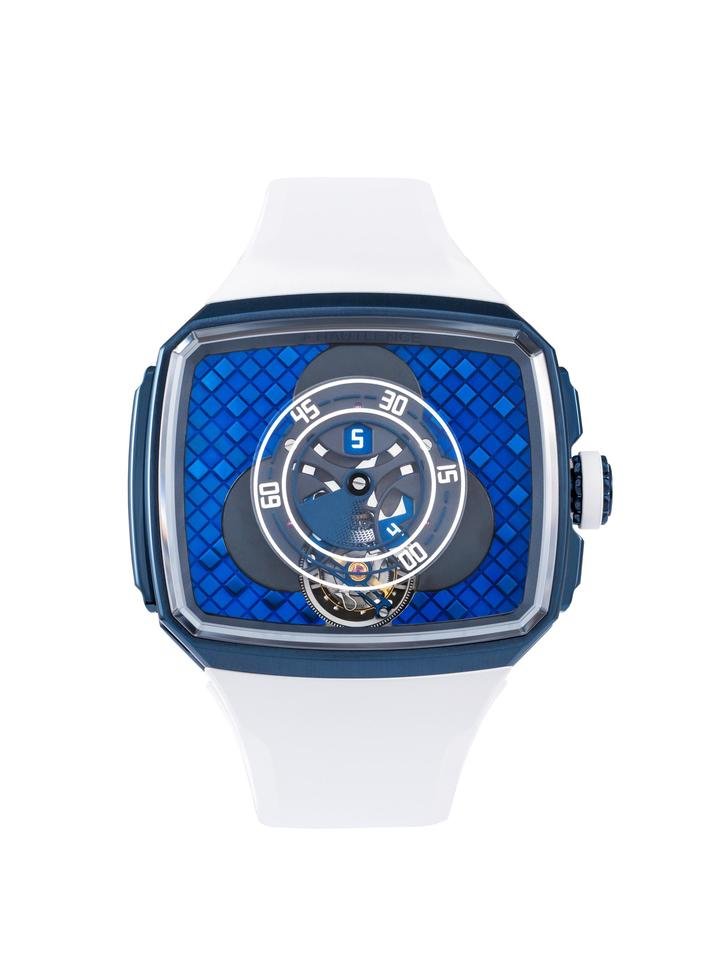 Presented at Geneva Watch Days, the Vagabonde Tourbillon Series 4 and Vagabonde Tourbillon Series 5 combine a wandering hour display with a flying tourbillon. The choreography of the hours unfolds above the three-dimensional dials, set in Hautlence's iconic rectangular case.