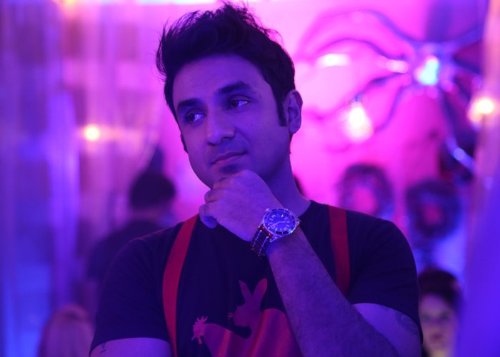 Vir Das wearing a Gc Sports Class XL