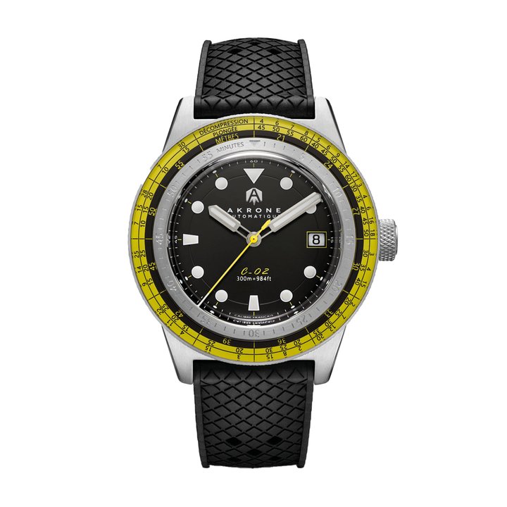 Tonic signal: French watchmaking in summer style