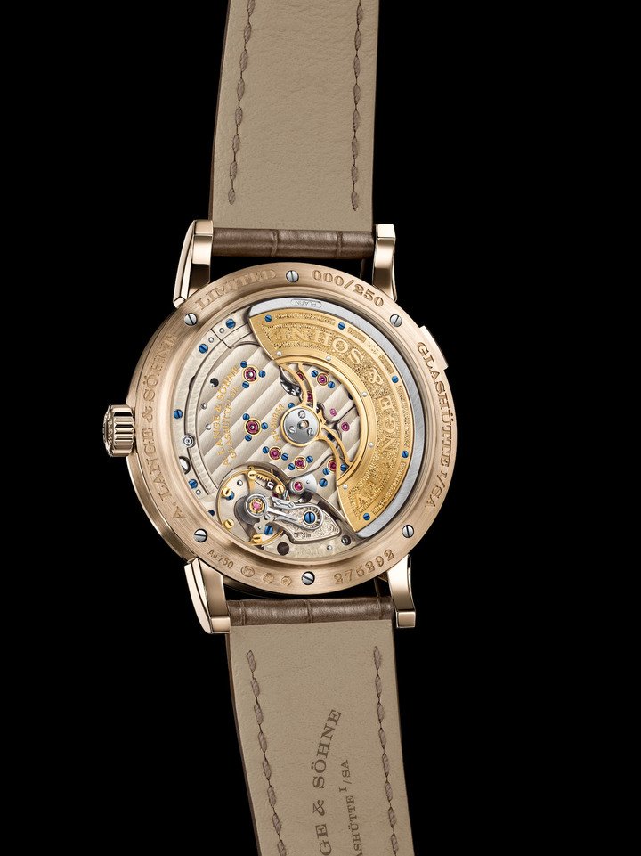 Lange 1 Daymatic Honeygold - the self-winding Lange classic in honey gold
