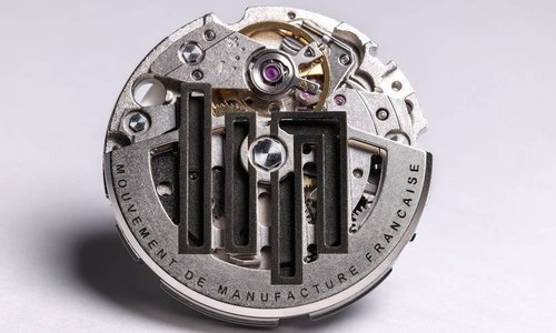 Lip restarts history with the R26