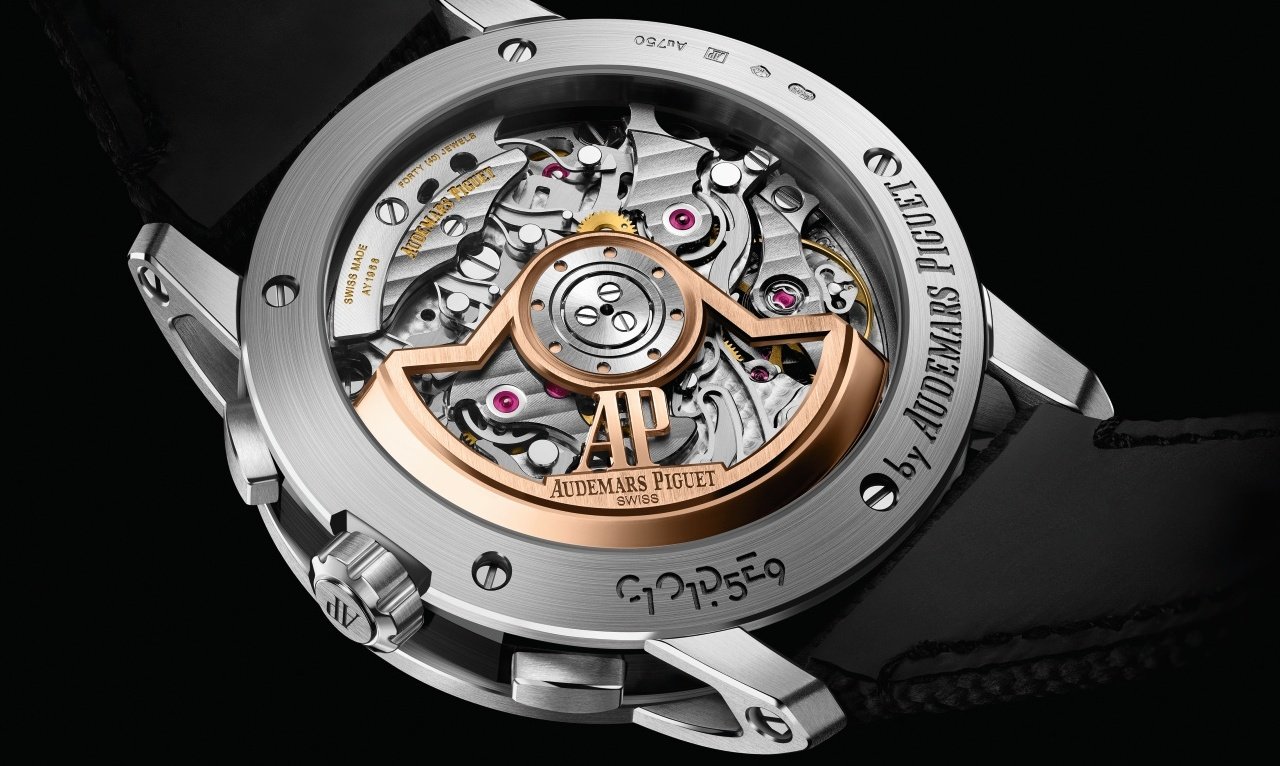 New contrasts for Audemars Piguet's Code 11.59