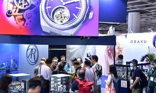 Hong Kong Watch & Clock Fair, Salon de TE attract nearly 15,000 buyers