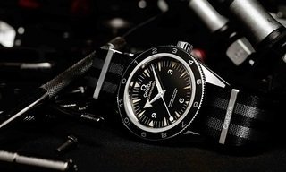  Daniel Craig sees where James Bond's Omegas are made