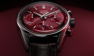 TAG Heuer introduces a limited Carrera with red dial