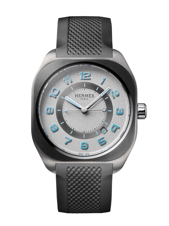 Hermès H08 expands with two titanium variations