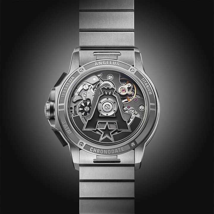 Angelus expands the Chronodate Titanium with Magnetic Silver Edition