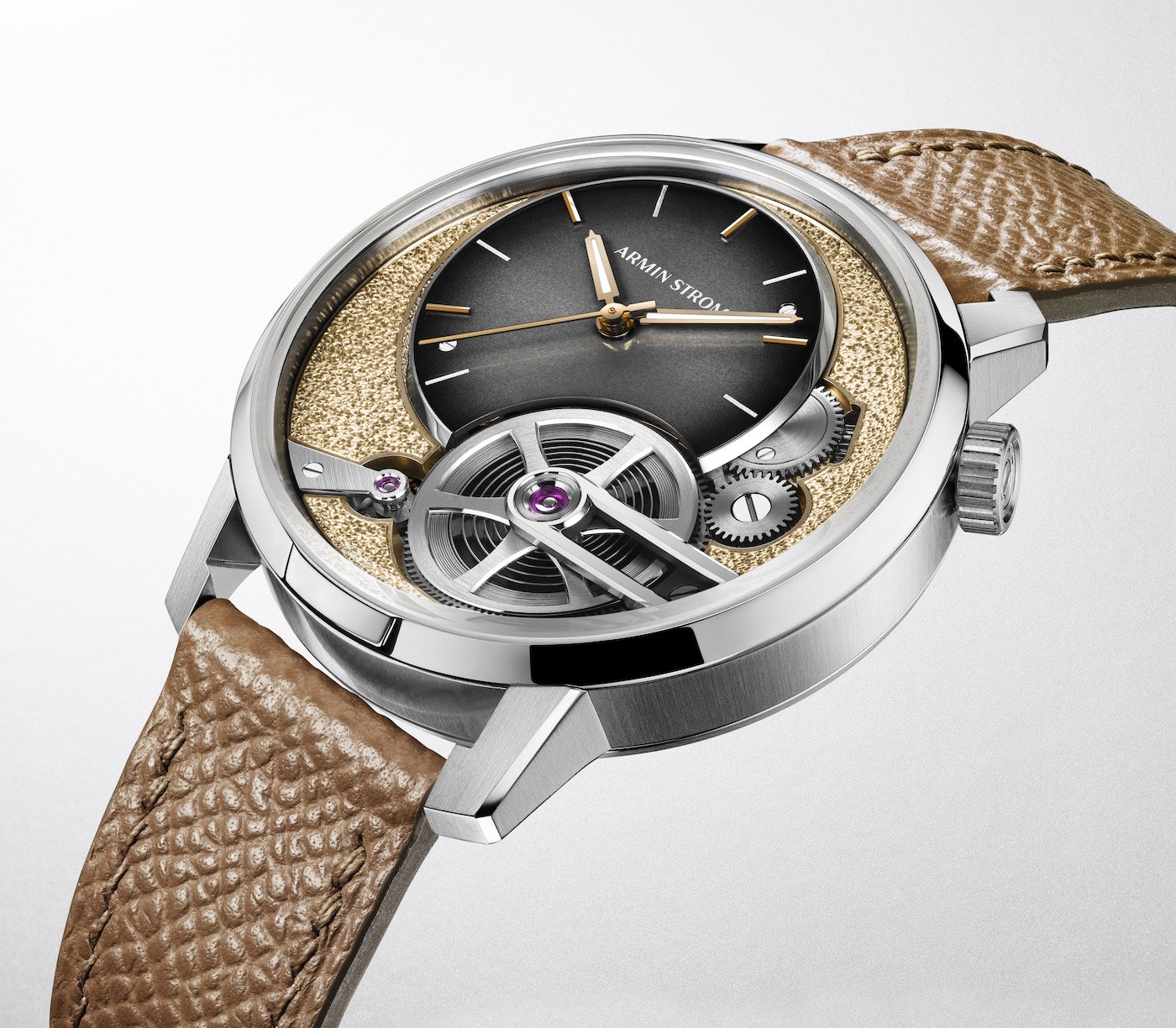 To kick off 2026, Armin Strom presents the Tribute² Aurum