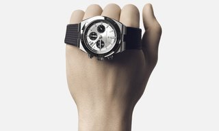 Vacheron Constantin unveils new “panda” Overseas chronograph