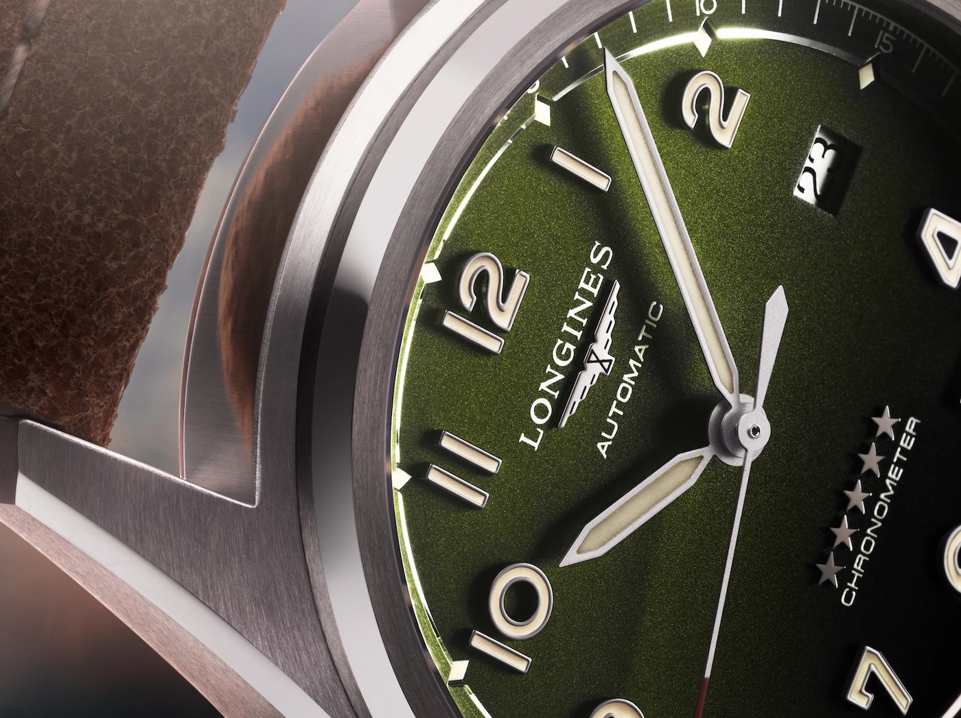 Longines Spirit turns green