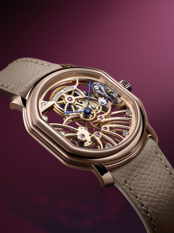 Daniel Roth presents the Extra Plat Rose Gold Skeleton