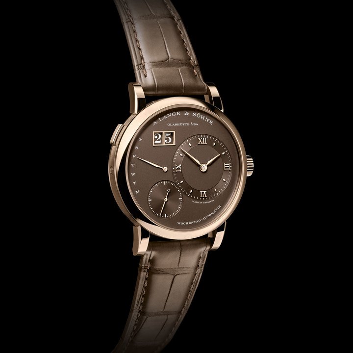Lange 1 Daymatic Honeygold - the self-winding Lange classic in honey gold