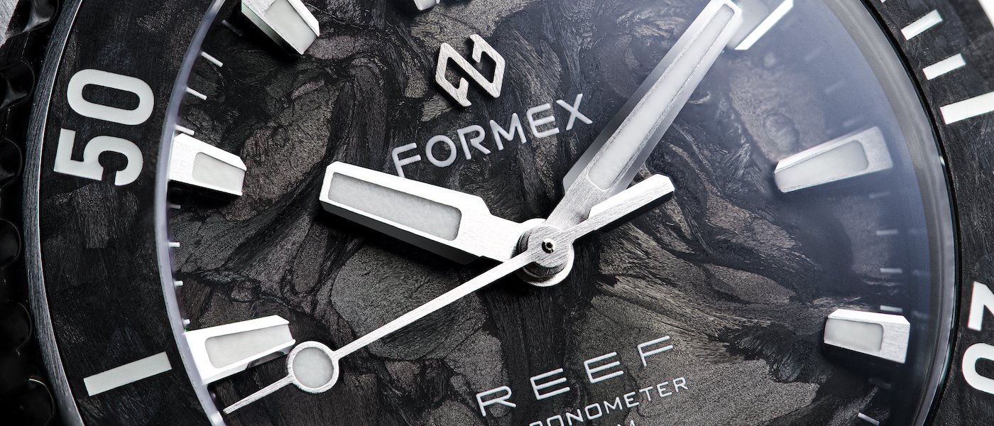 Formex Reef 39.5 - The Reef, Recast in Forged Carbon