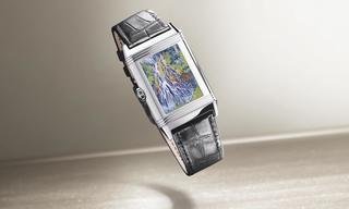 Jaeger-LeCoultre's subtle Reverso Tribute Enamel Hokusai