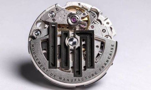Lip restarts history with the R26
