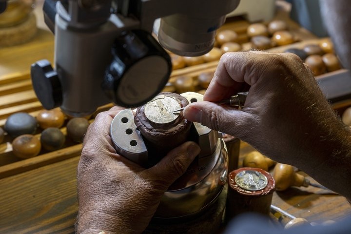 Stollenwurm, esoteric watchmaking