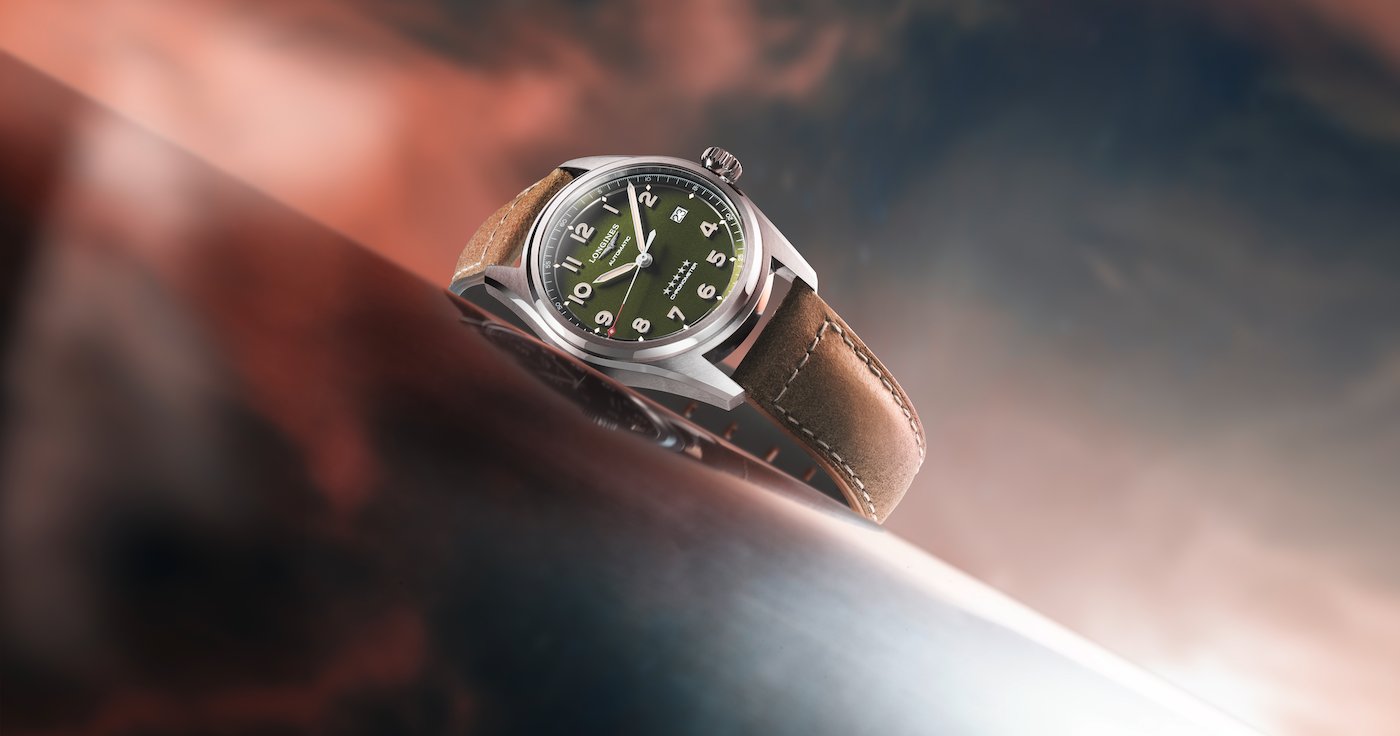 Longines Spirit turns green